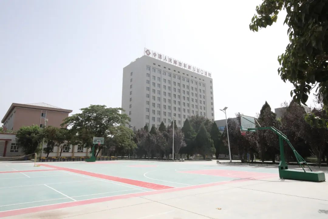 2024軍隊(duì)文職陸軍第950醫(yī)院招聘工作人員41人！